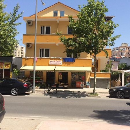 Vogli'S House Apartments & Rooms Durrës Exteriér fotografie